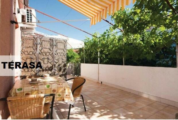 Apartmani Kovacic Murter Extérieur photo